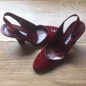 NWOT Charles David Red Heels 👠